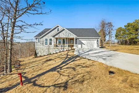 25 Halladale Lane