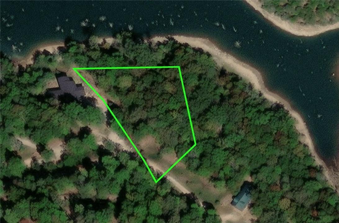 Image 1: Arial View of .99 acres of Lakefront Lot 13 in La