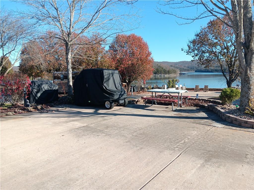 Image 2: Great Lake Views