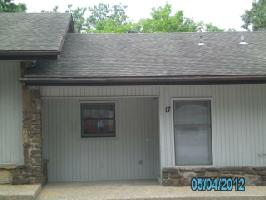 17 Davis CIR