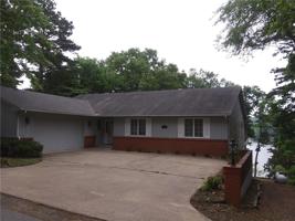 38 Devizis Drive