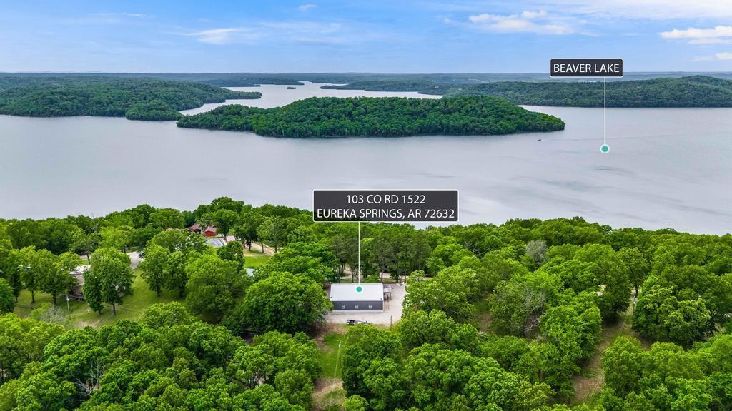 Image 1: Welcome to 103 County Road 1522 in Eureka Springs