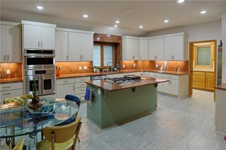 8985 Pikes Peak Road