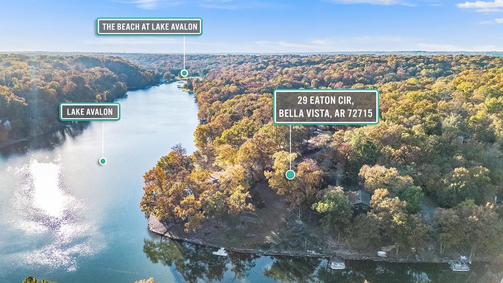 Image 3: 166ft of shoreline