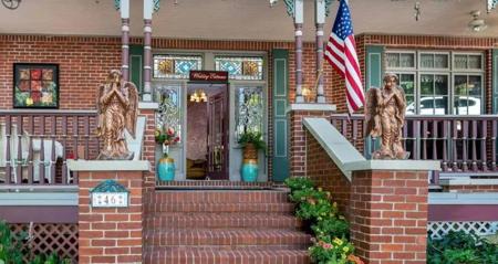 46 Hillside Avenue