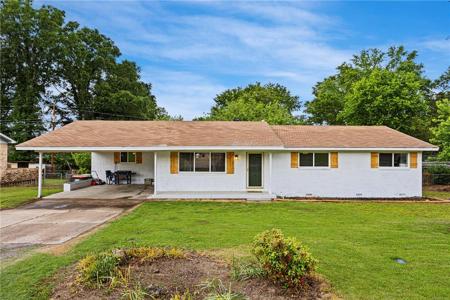 309 E Date Street