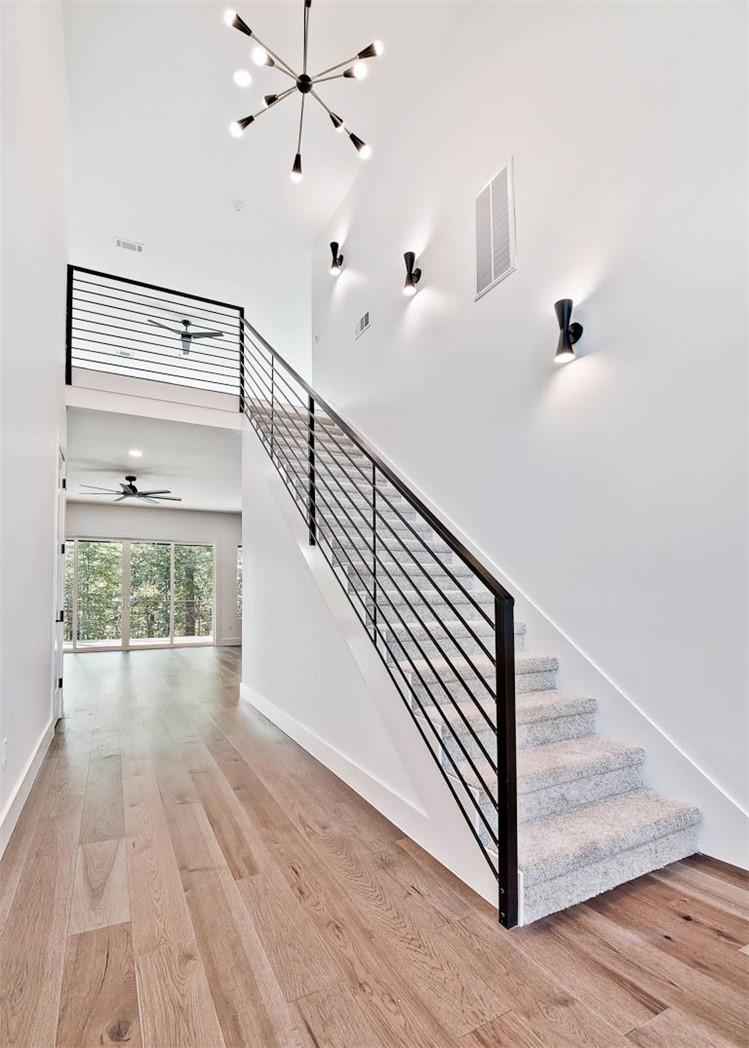 Image 3: Sample photos (same floor plan / finishes may vary