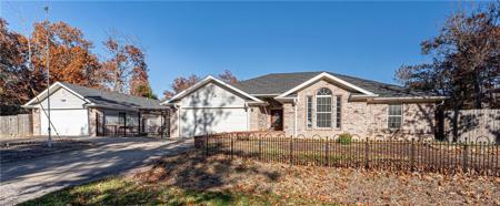 7 Stratton Lane