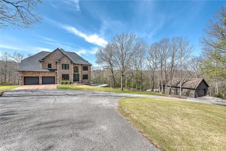 8361 & 8357 Forest Hills Lane