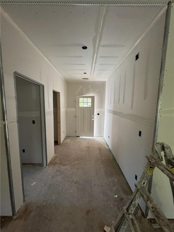 Image 4: Entrance from Living room.