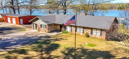 426 Round Mountain Lane