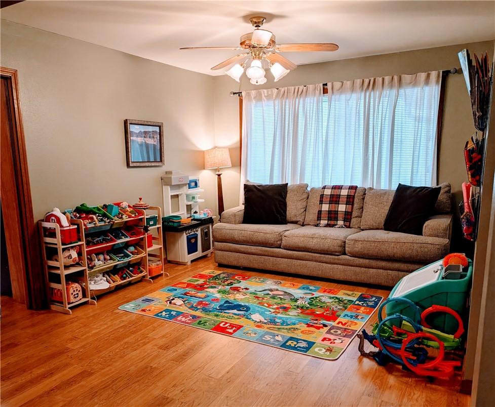 Image 4: Playroom