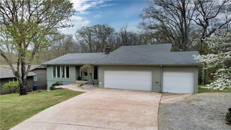 9 Ridgewell Lane
