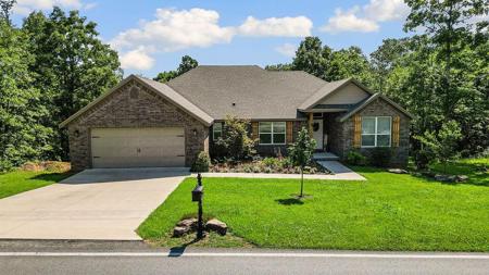 219 Kinross Drive