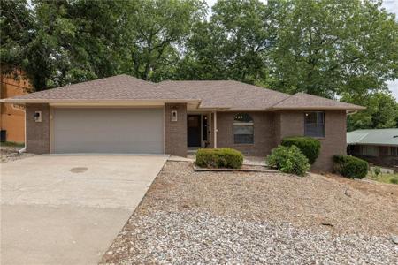 37 Quantock Hills Drive