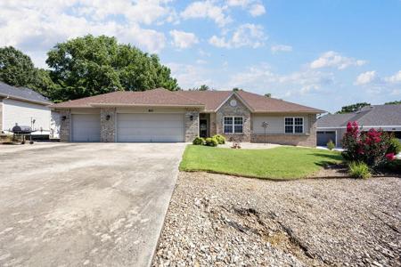 60 Oniell Circle