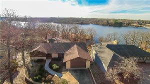 38 Churchill  DR