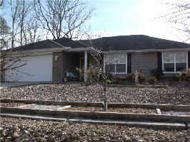 19 Lyndhurst  DR