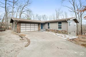 6 Fyfield Circle