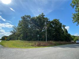 Lot 2 Castlebay Lane