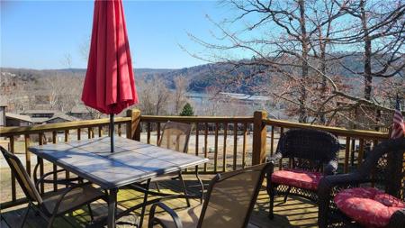41 Oak Point Drive
