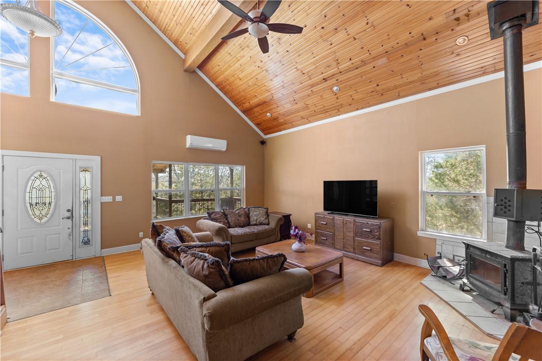 Image 3: Entry point into family room