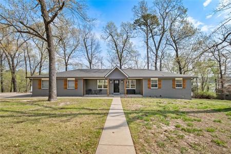 16420 Pin Oak Lane
