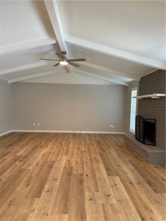 Image 4: Living room