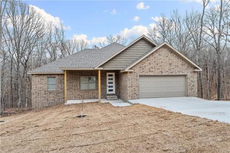 16 Celtic Drive