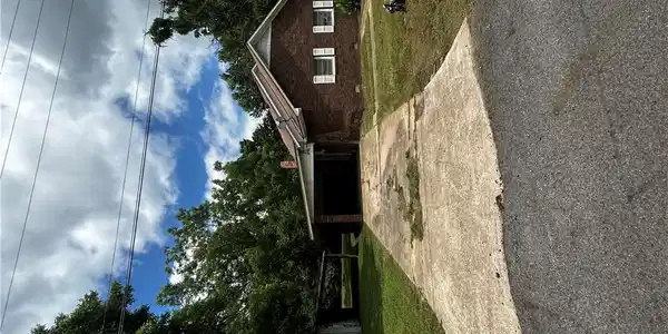 277 Stephens Street