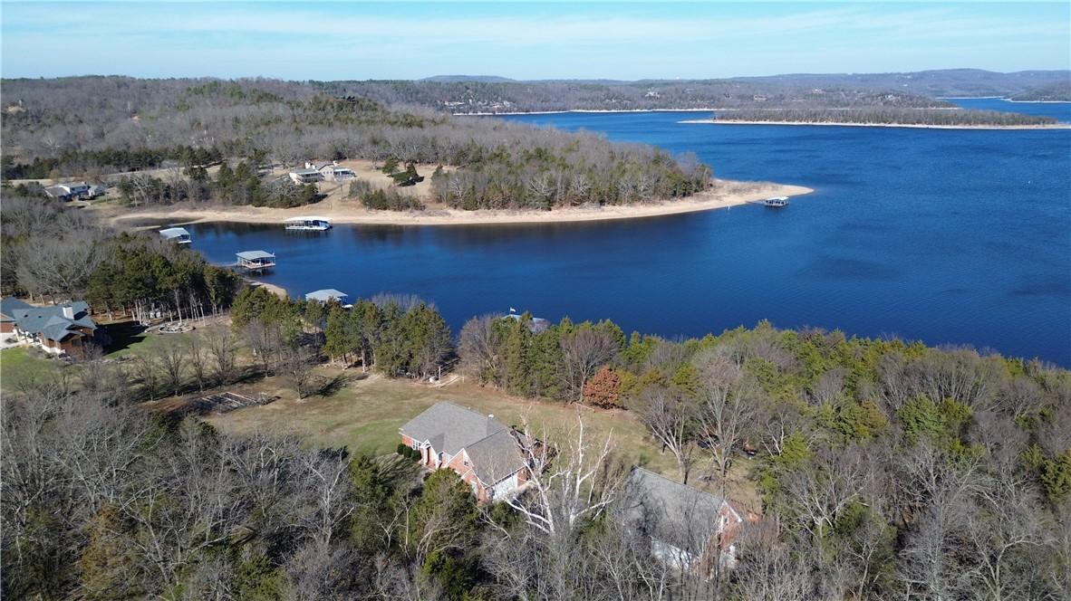 Image 4: Located on one of the prettiest parts of Beaver la