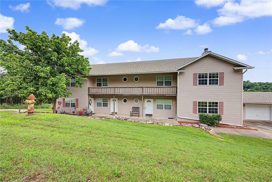 Image 1: Table Rock Meadows 4-Plex is perfectly situated in