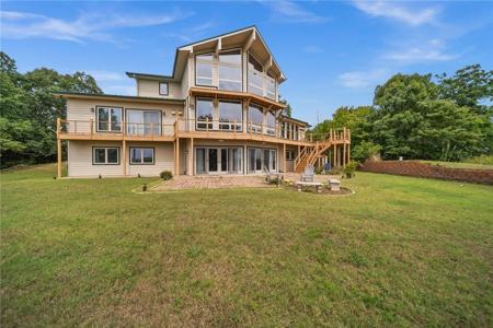11333 Lathams Landing Road