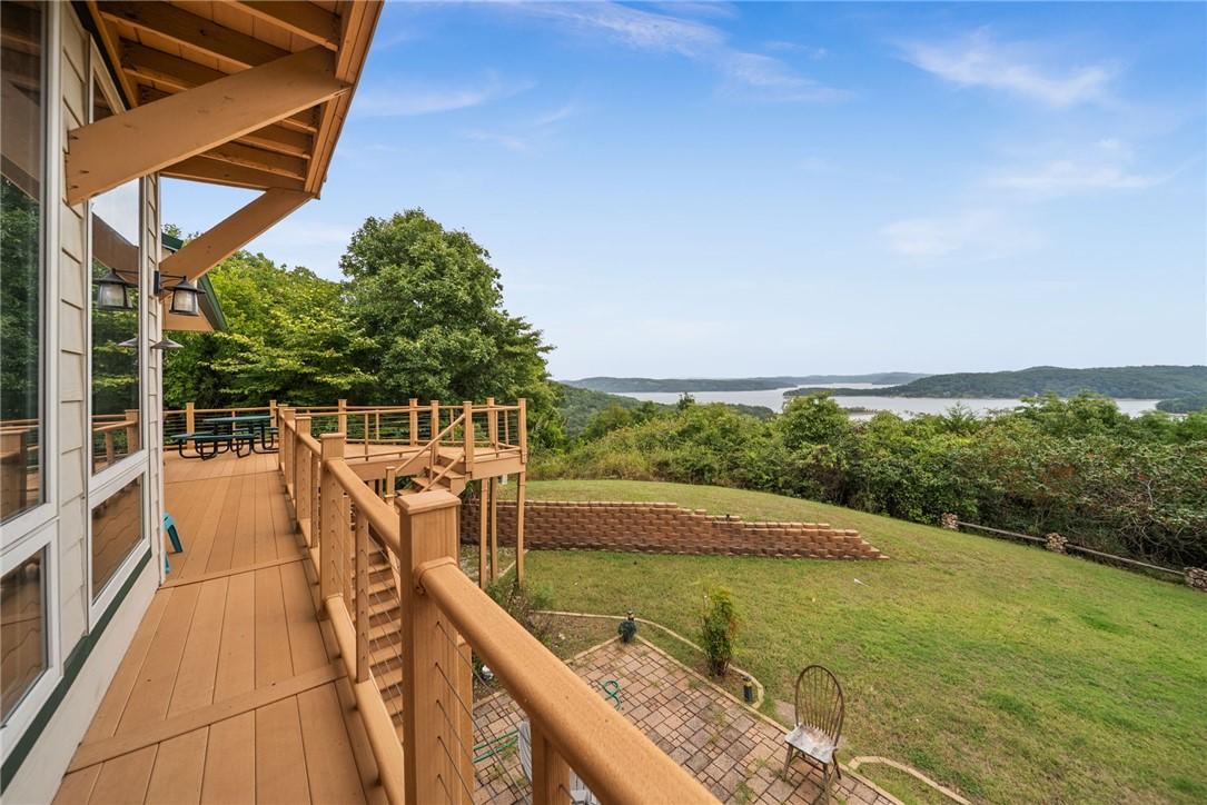 Image 3: Incredible lake views from most rooms!