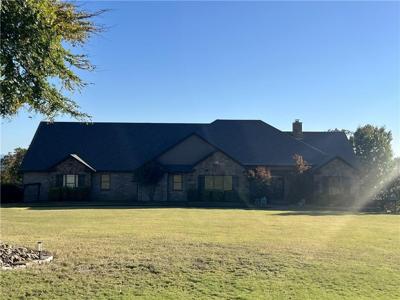 424 Riverstone Street