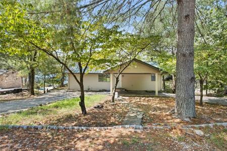 21011 Black Oak Drive