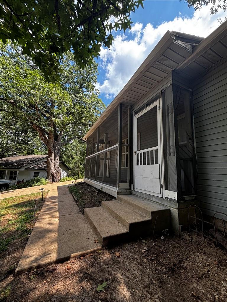 Image 4: front steps