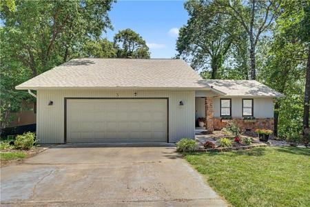 3 London Drive