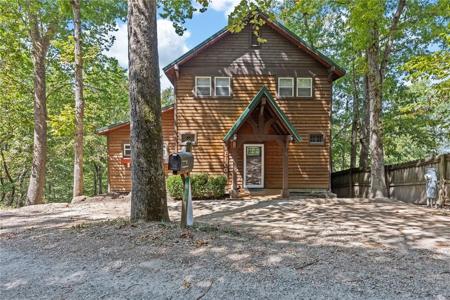 55 Lakeshore Drive