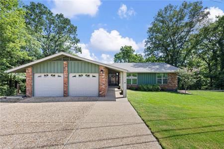 1317 Skyline Drive
