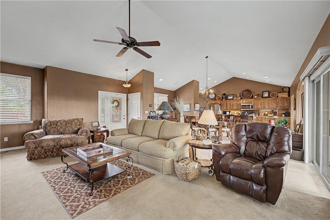Image 3: Open floor plan...perfect for entertaining.