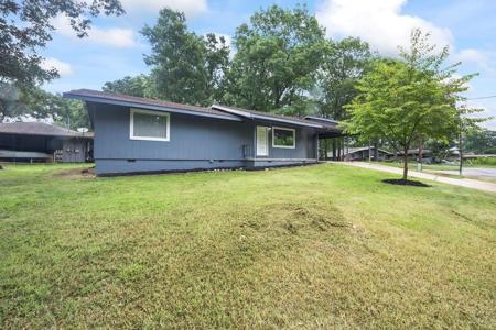 34 Hinckley Circle