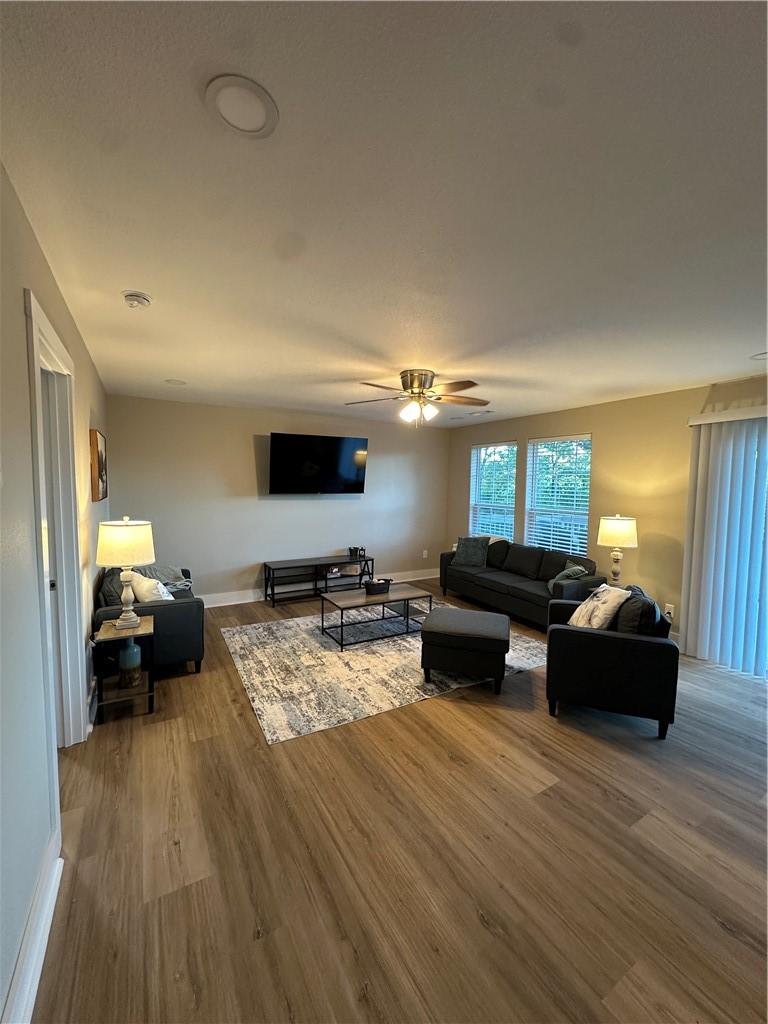 Image 2: Upper living area