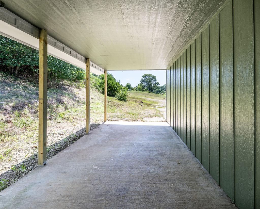 Image 2: Front porch/patio
