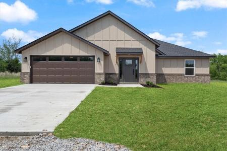 21 Briscoe Lane
