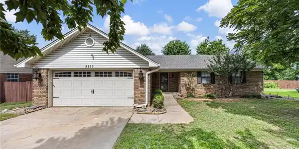 3215 Huntington Cove