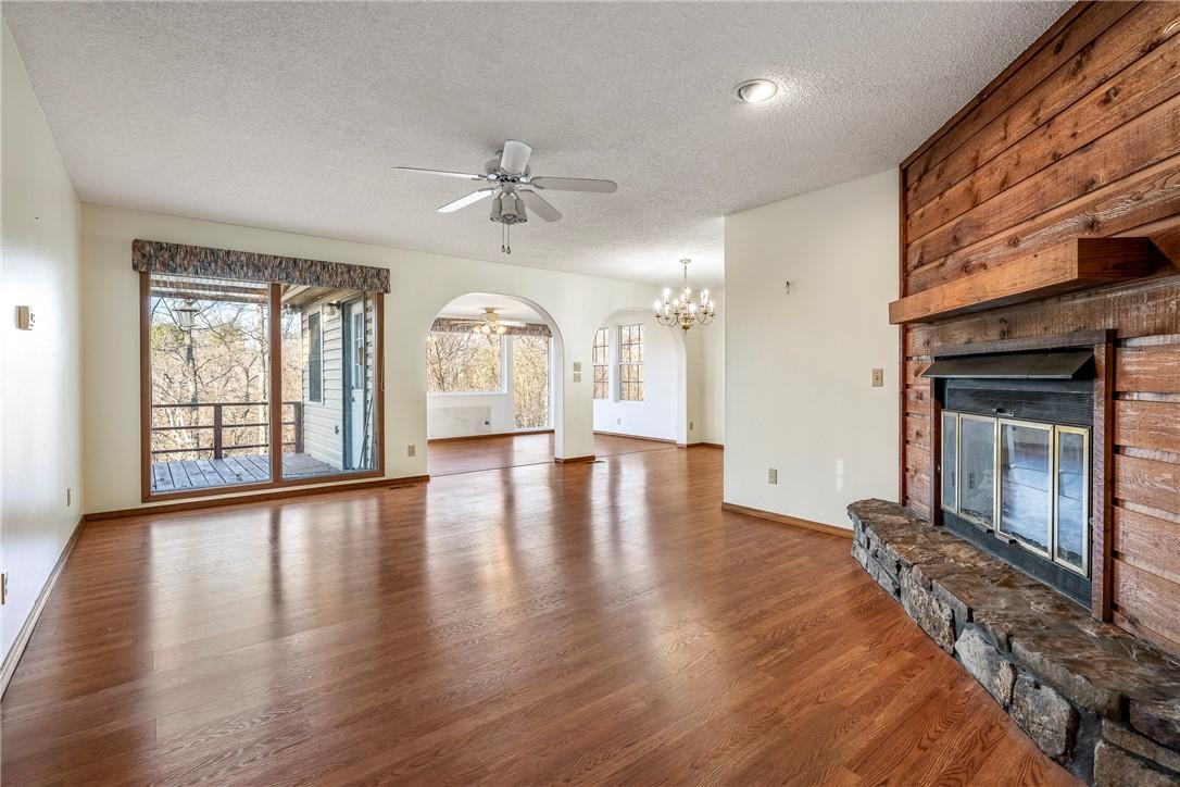 Image 2: Fireplace needs to be cleaned & inspected before u