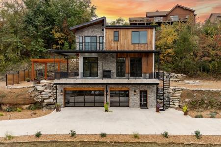 16103 & 16107 E Highway 12