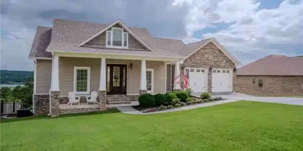 87 W Valley View Drive