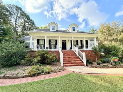 211 Hickory Hills Drive